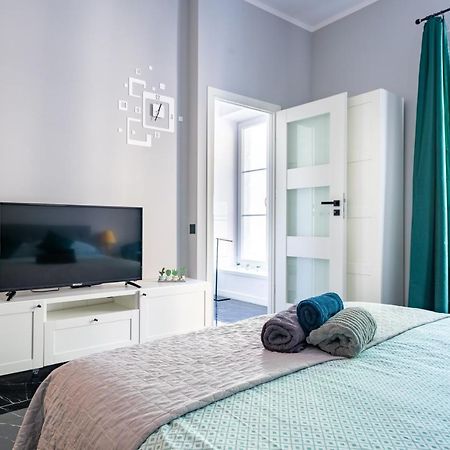 Stylish Studio In The Heart Of The City. Varšava Exteriér fotografie