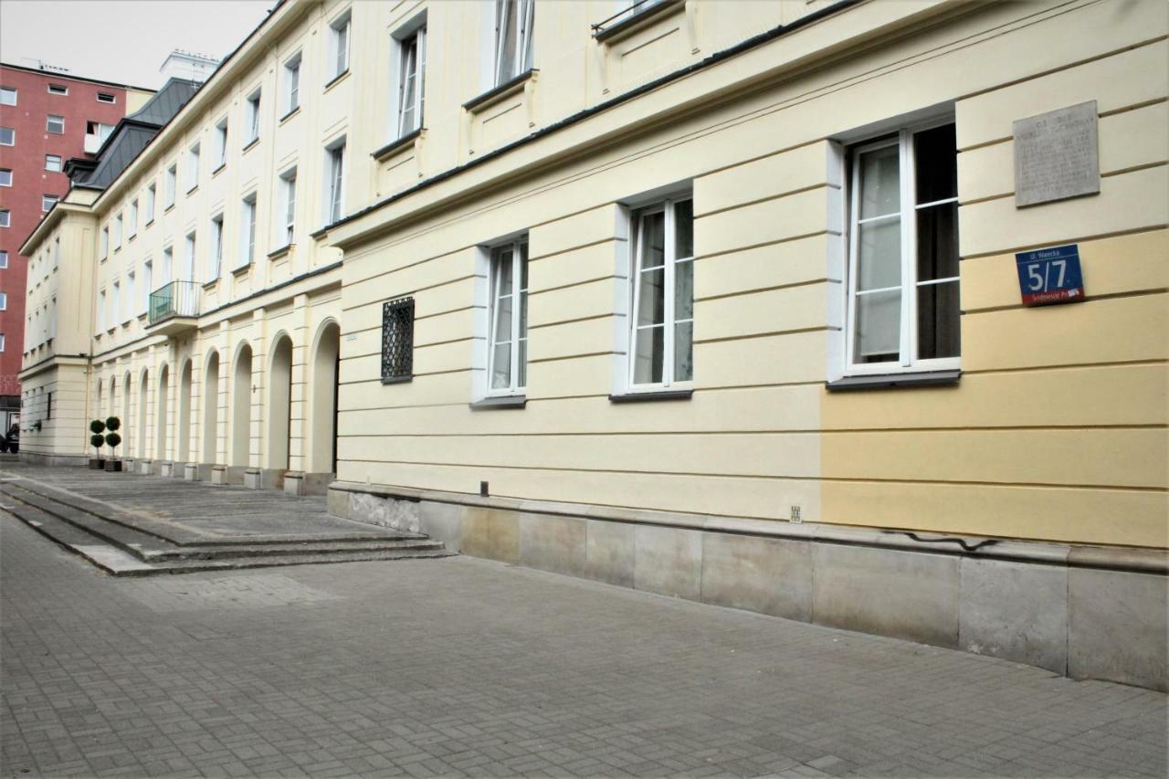 Stylish Studio In The Heart Of The City. Varšava Exteriér fotografie